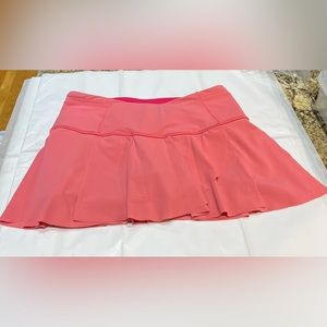 Lululemon Tennis skirt. Size 4.